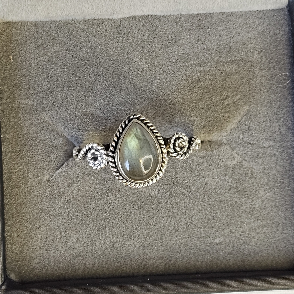 Labradorite Gemstone Sterling Silver Teardrop Ring